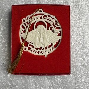 Lenox  O Come All Ye Faithful Songs of Christmas Bone China Ornament